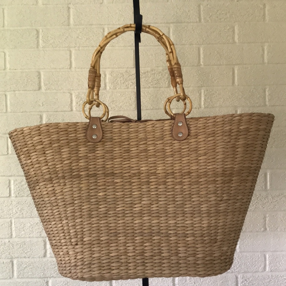 Vintage Woven Straw Floral Tote with Bamboo Handles & Solid Pink Lining - Picture 7 of 17
